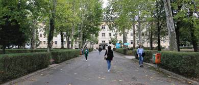 Конкурс за новчане награде наставницима и сарадницима