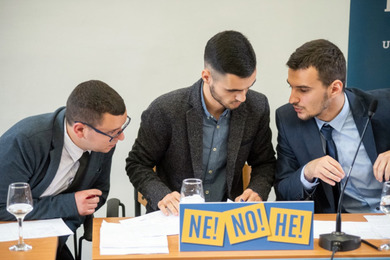 Студенти Факултета политичких наука побједници дебате